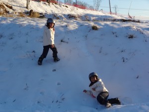 brincar na neve é tudo de bom