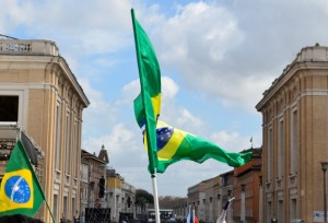muitos brasileiros participando desse momento histórico