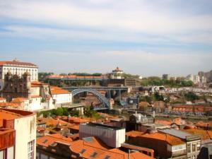 Gaia vista do Miradouro da Vitória