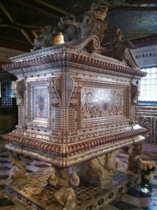 Museu de Aveiro - túmulo de Santa Joana