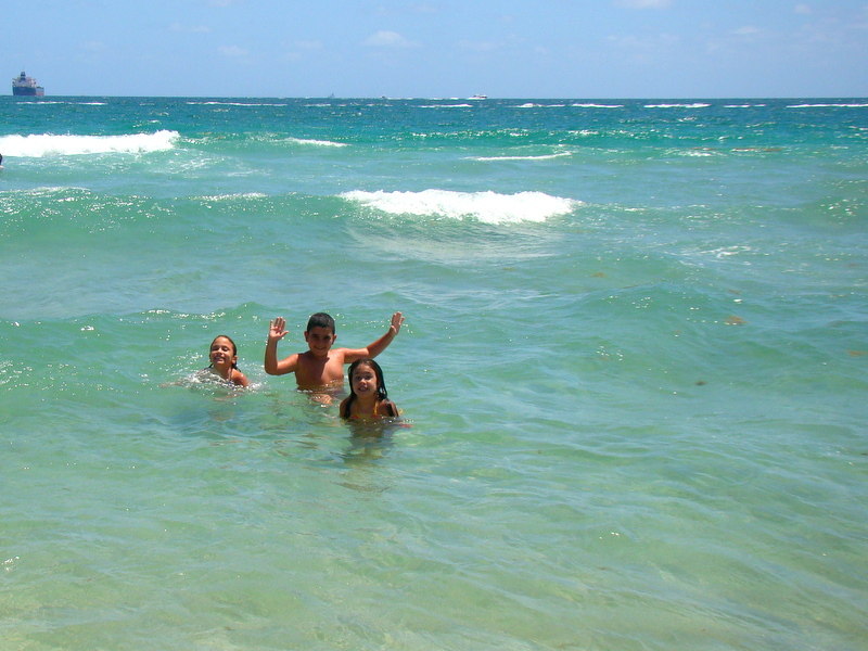 Las Olas Beach