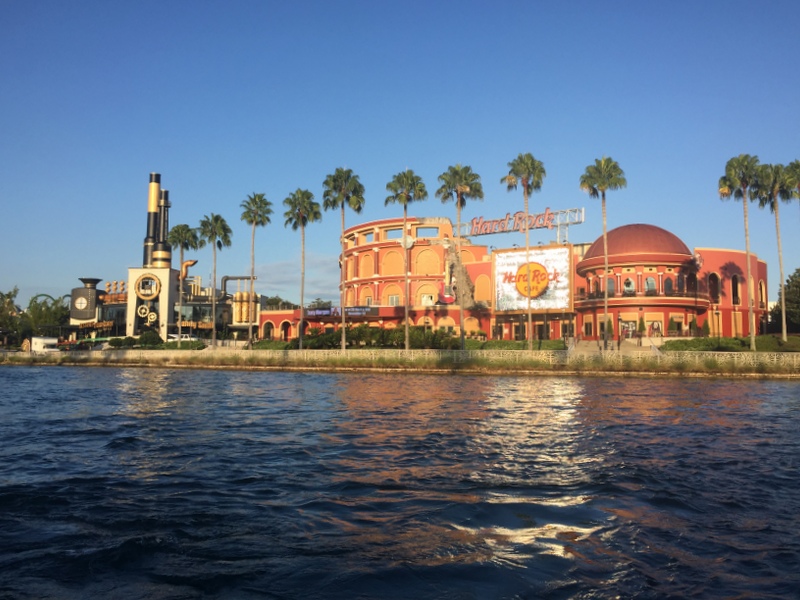 O Hard Rock Cafe ao lado do novíssimo Toothsome Chocolate Emporium