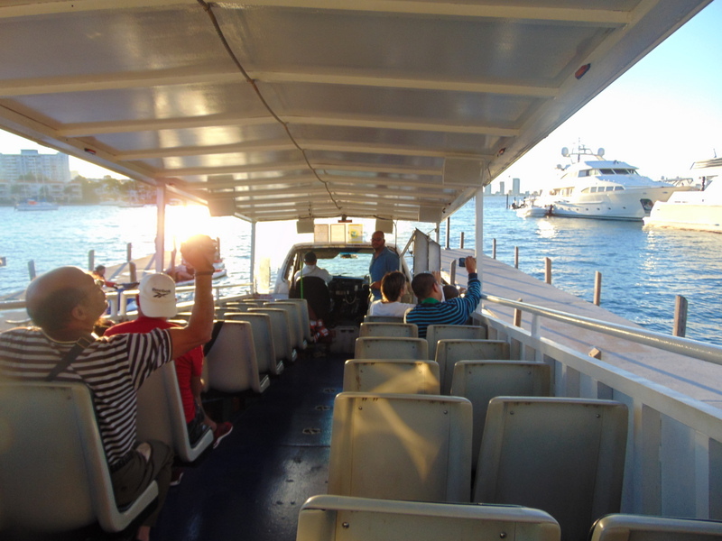 city tour com emoção.. hora do ônibus virar barco