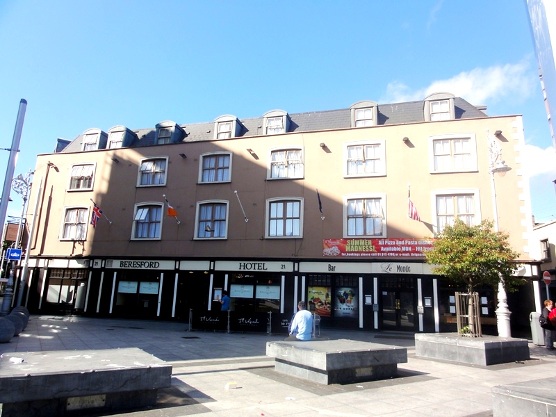 Fachada do Hotel Beresford