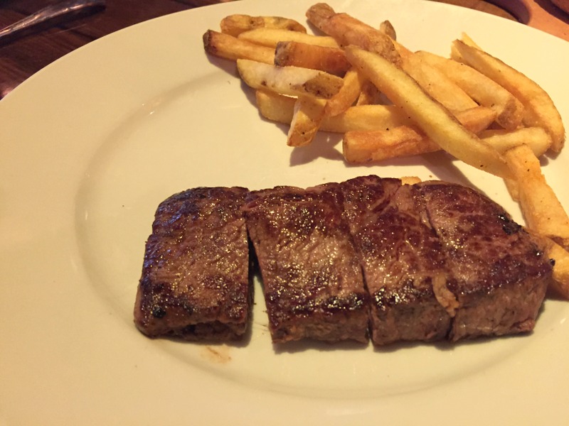 prato infantil de carne
