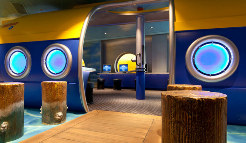  Disney's Oceanner Club  