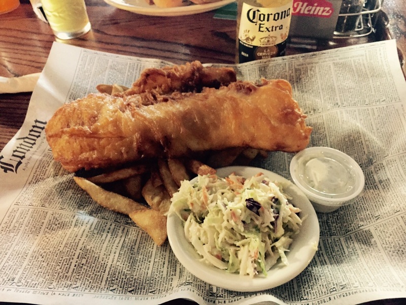 o prato mais pedido da casa, que eu comi na primeira vez, Fish and Chips