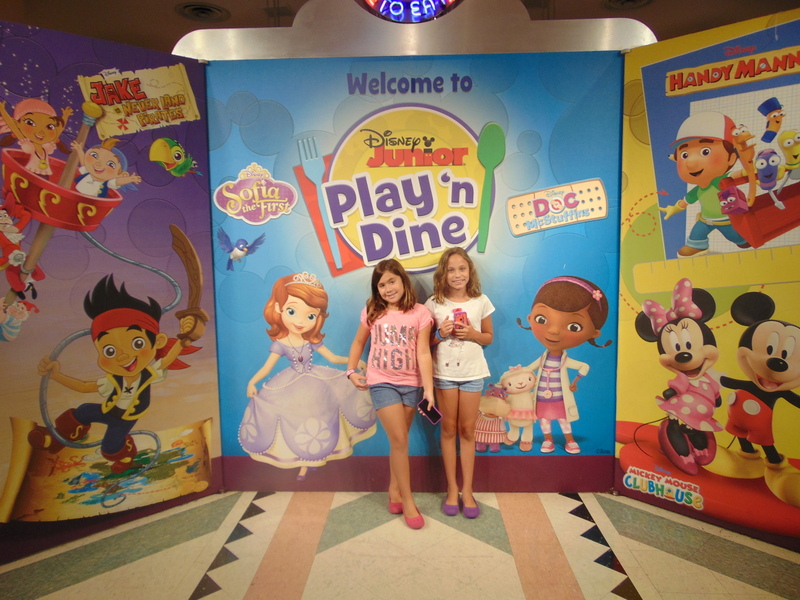 Hollywood & Vine - Refeição com a turma do Disney Junior no Hollywood Studios 