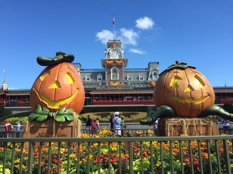 Magic Kingdom fica todo enfeitado nos meses no período de um pouco mais de um mês
