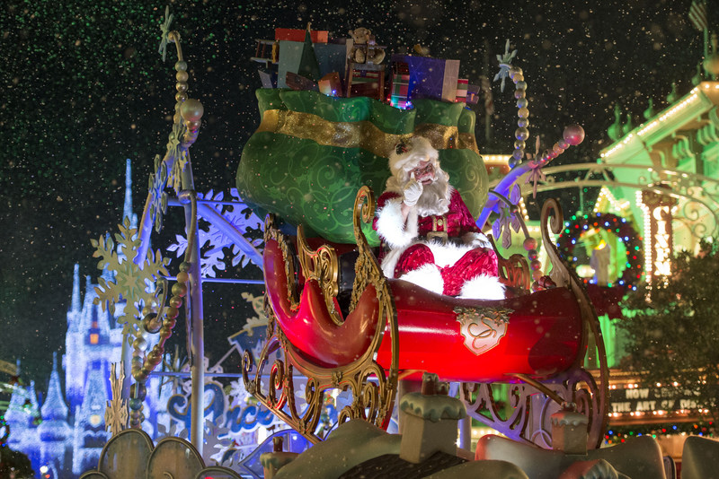 Papai Noel na Parada da Mickey's Very Merry Christmas Party - Foto WDW