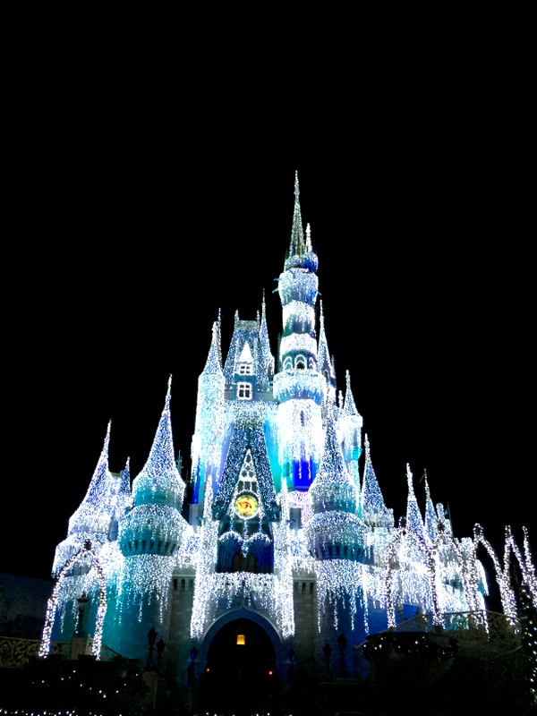 Castelo depois de ser congelado pela Elsa 