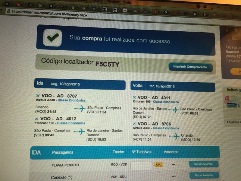 comprando a passagem no site da Azul