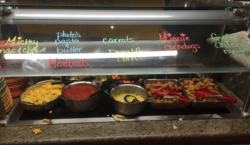 a estação de comida para criança 
