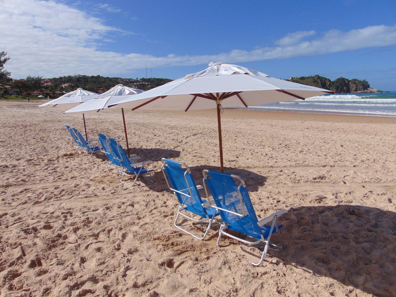 Praia de Geribá e o cantinho do hotel nela 