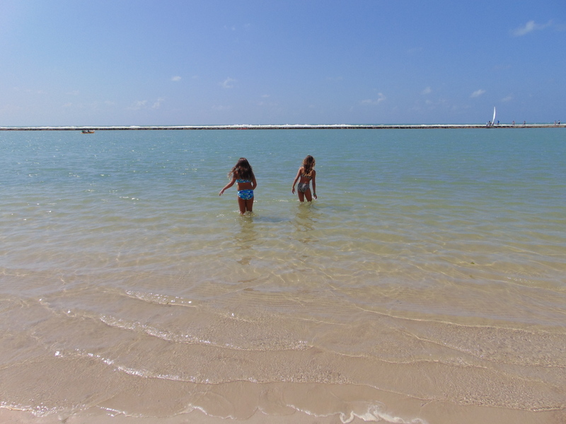 meninas na praia 