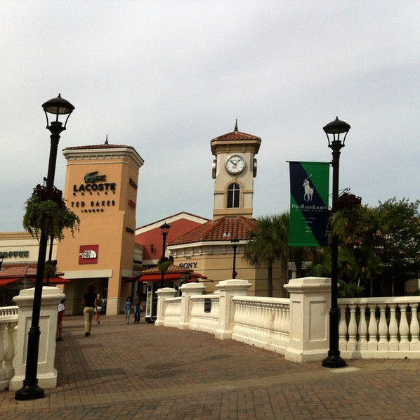 Orlando Premium Outlets International Drive
